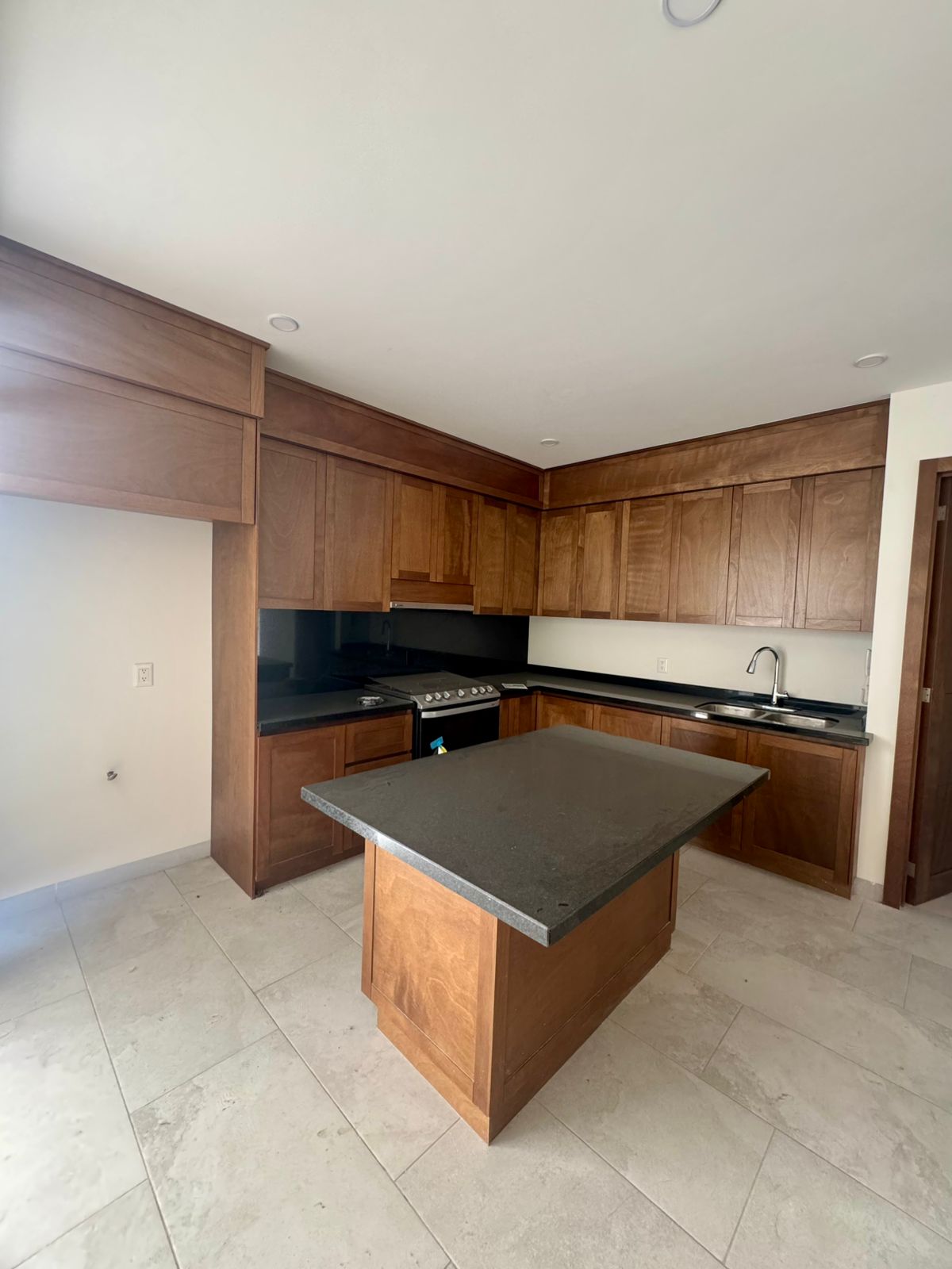 Casa - Lomas del Molino I