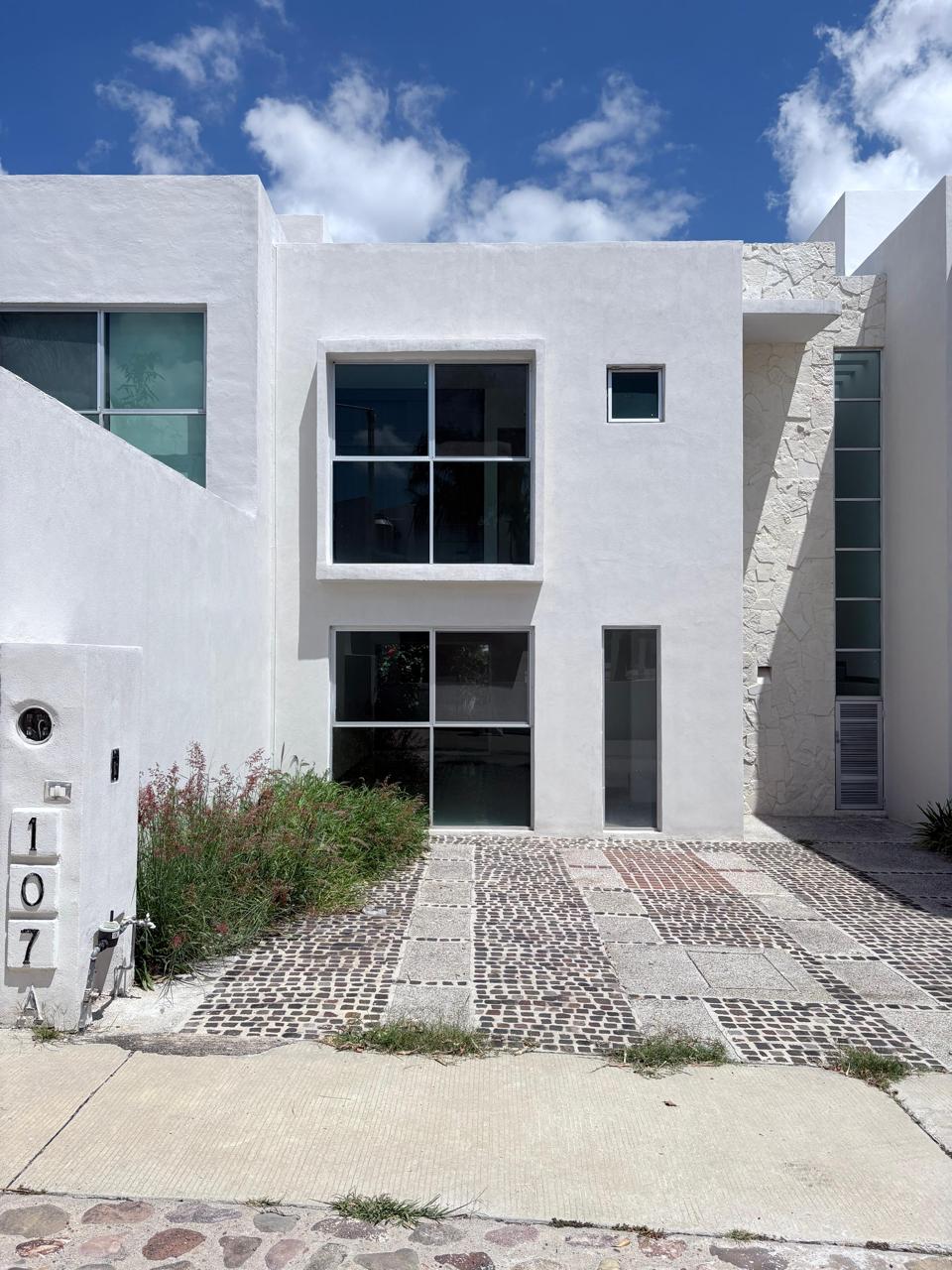 Casa- Lomas del Refugio