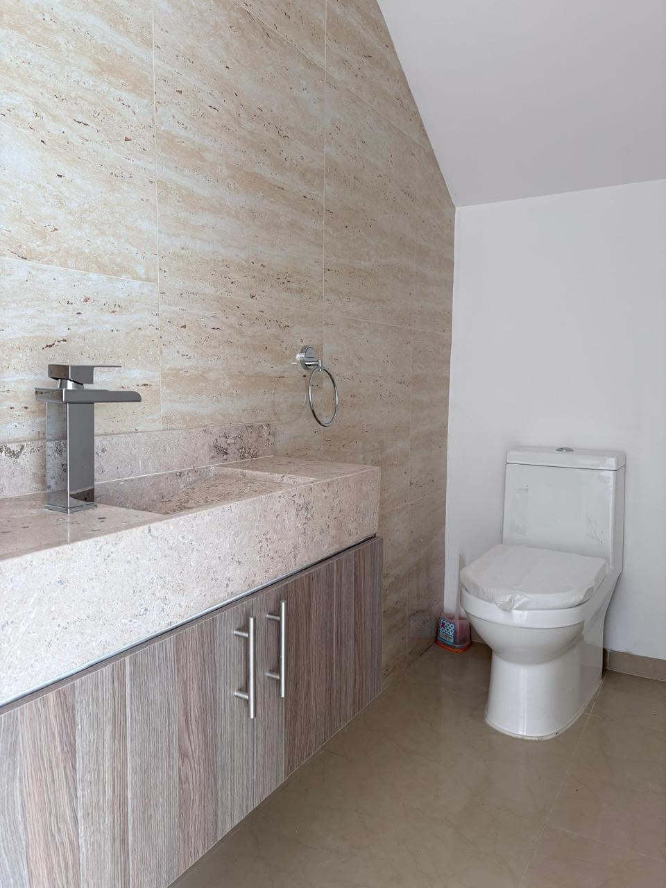 Casa- Lomas del Refugio